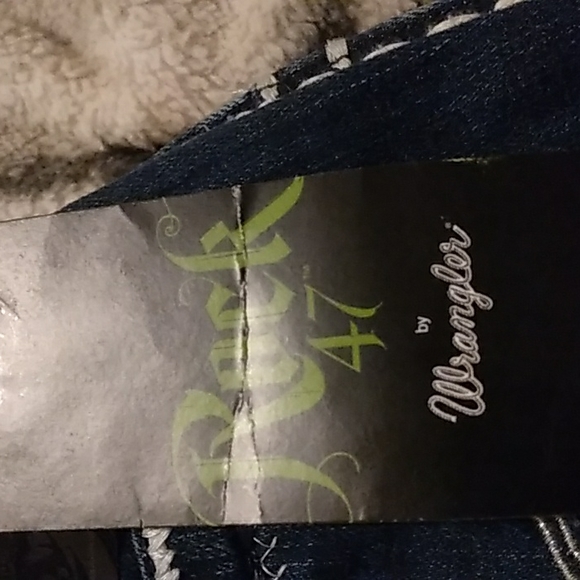 Blue R47 by wrangler jeans - Picture 3 of 4